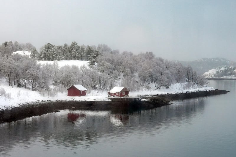 Riverside Cabins